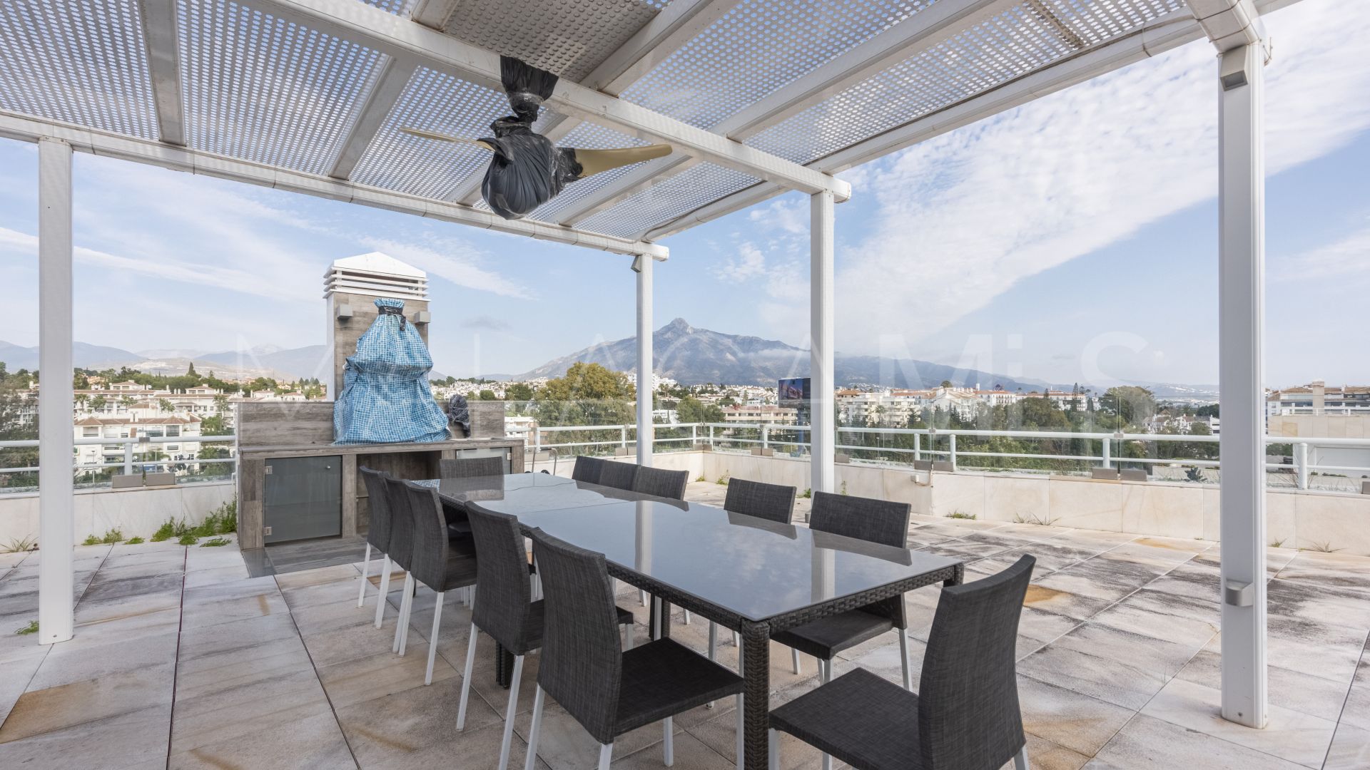 El Embrujo Banús, atico duplex a la venta