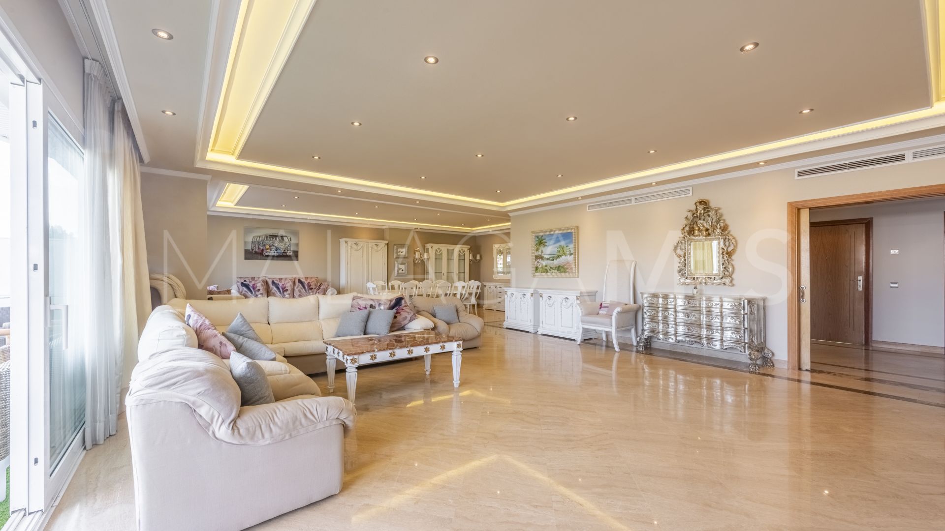 El Embrujo Banús, atico duplex a la venta