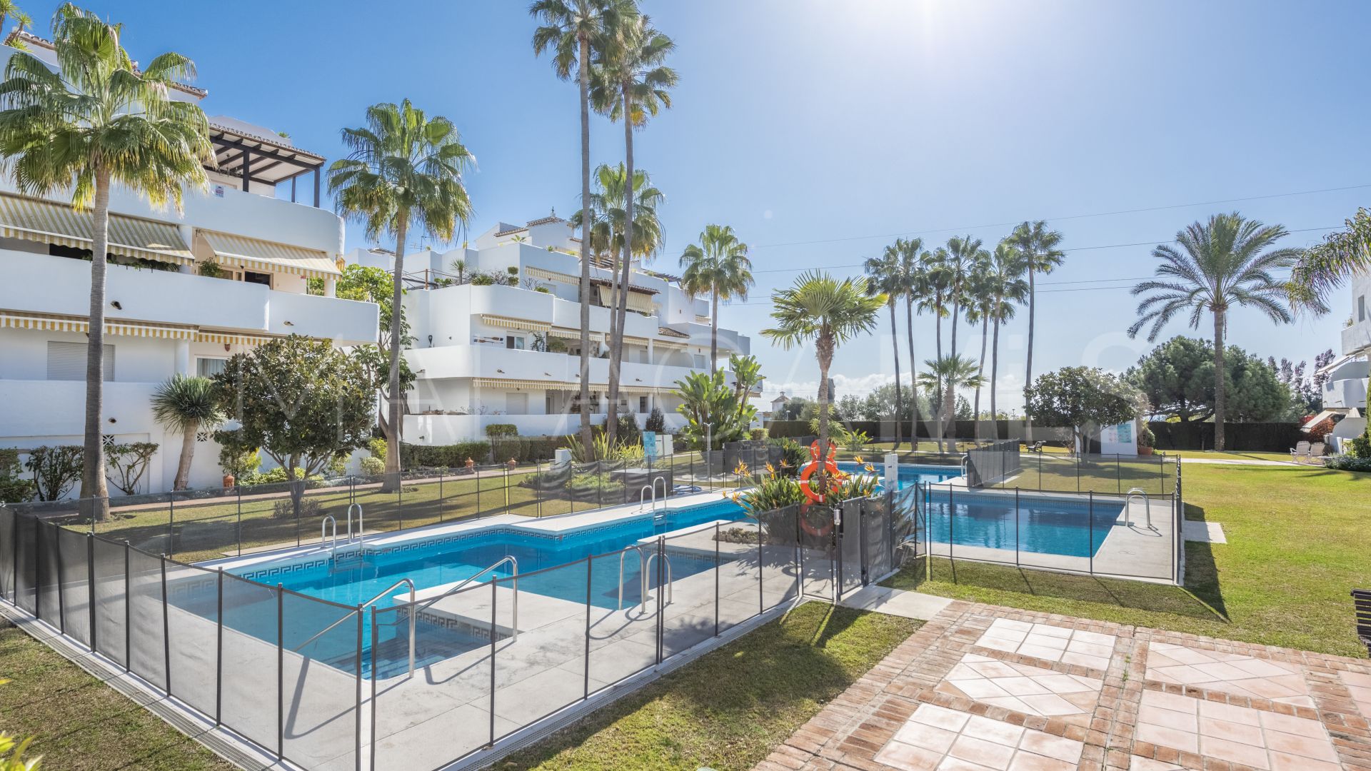 Zweistöckiges penthouse for sale in Jardines de Sierra Blanca