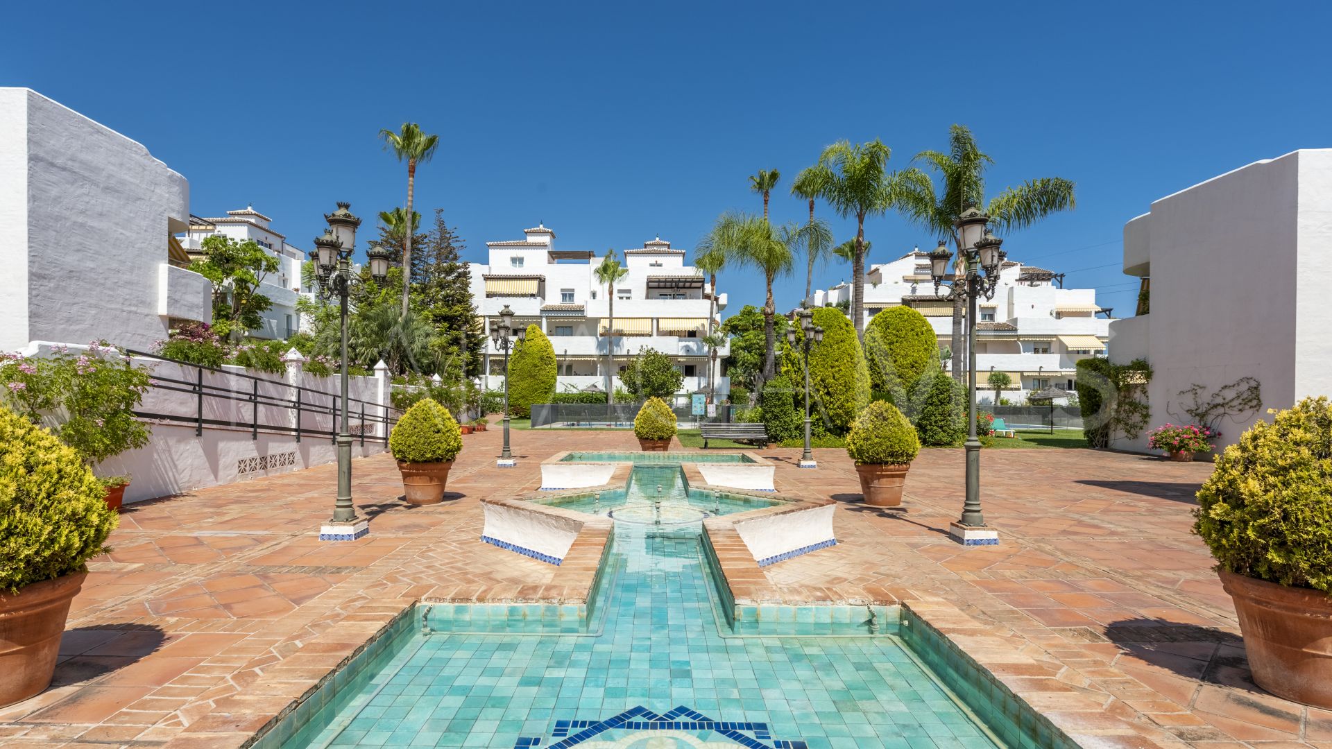 Duplex penthouse for sale in Jardines de Sierra Blanca