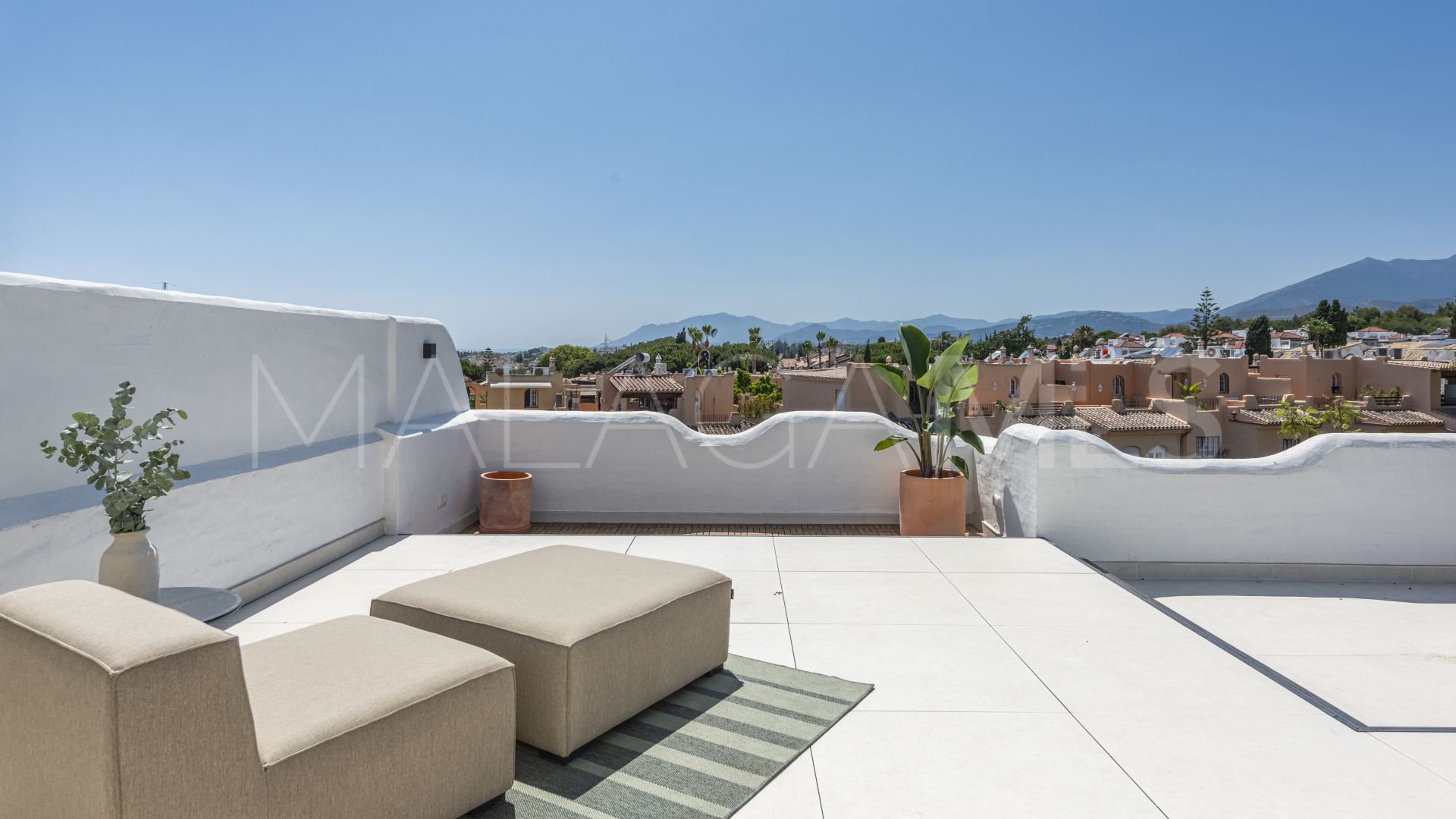 Zweistöckiges penthouse for sale in Jardines de Sierra Blanca