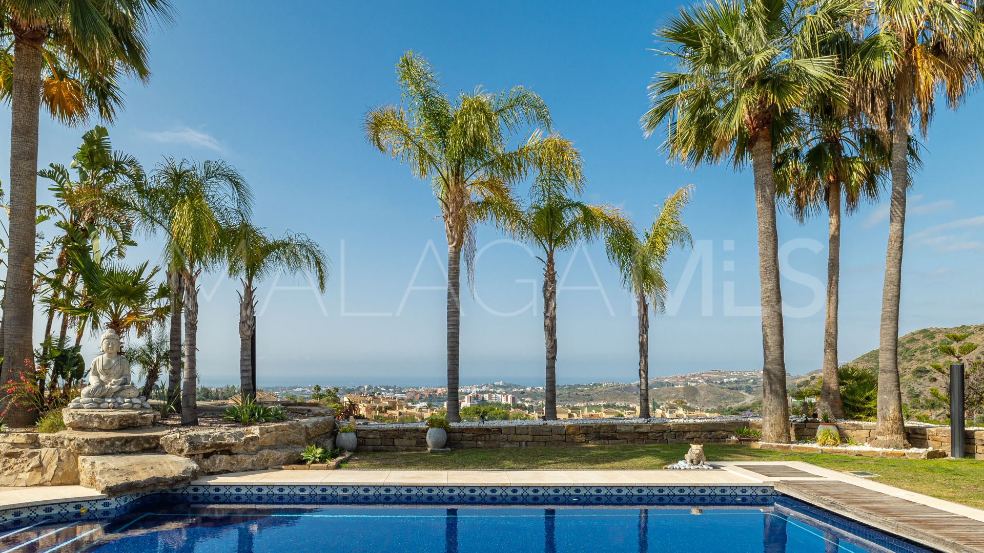 Villa for sale in Los Arqueros