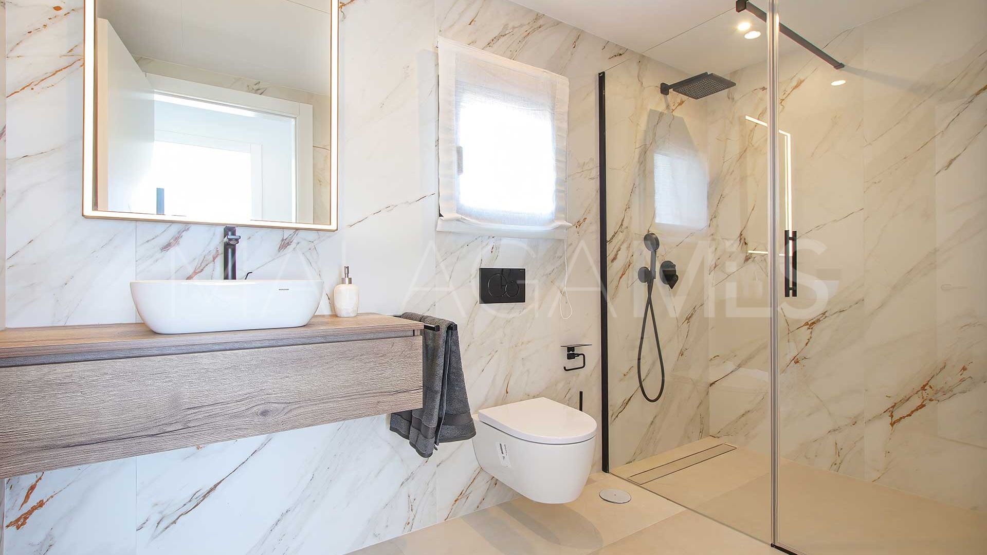 Villa for sale in Valle Romano