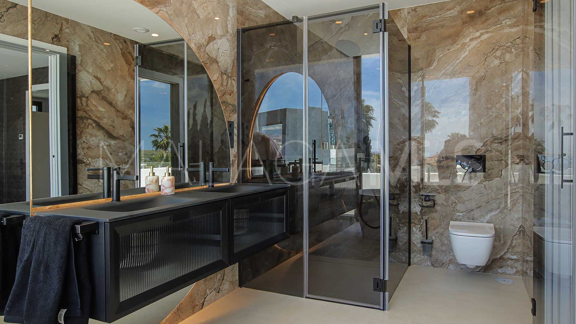 Villa for sale in Valle Romano