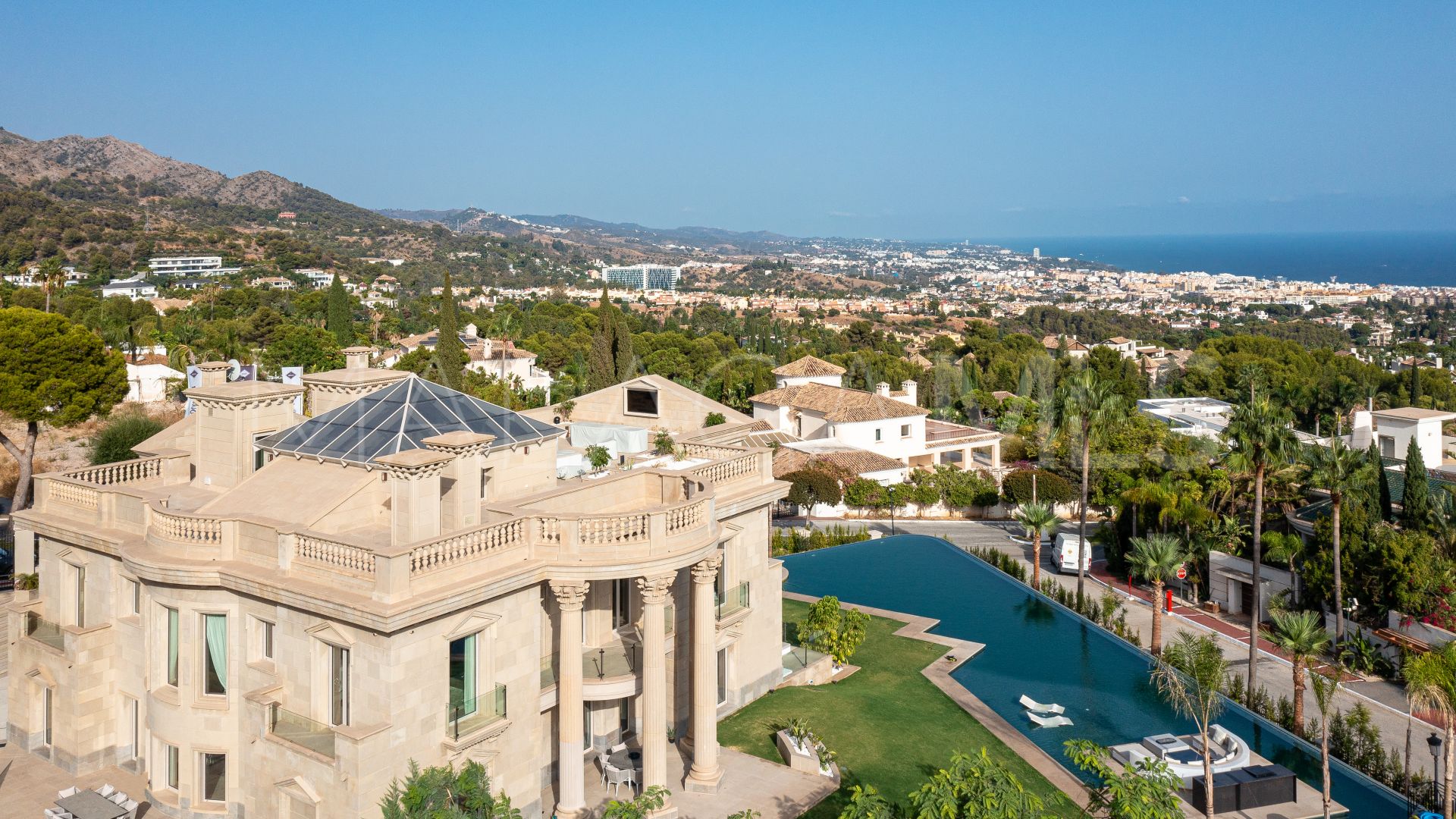 Villa a la venta de 7 bedrooms in Sierra Blanca