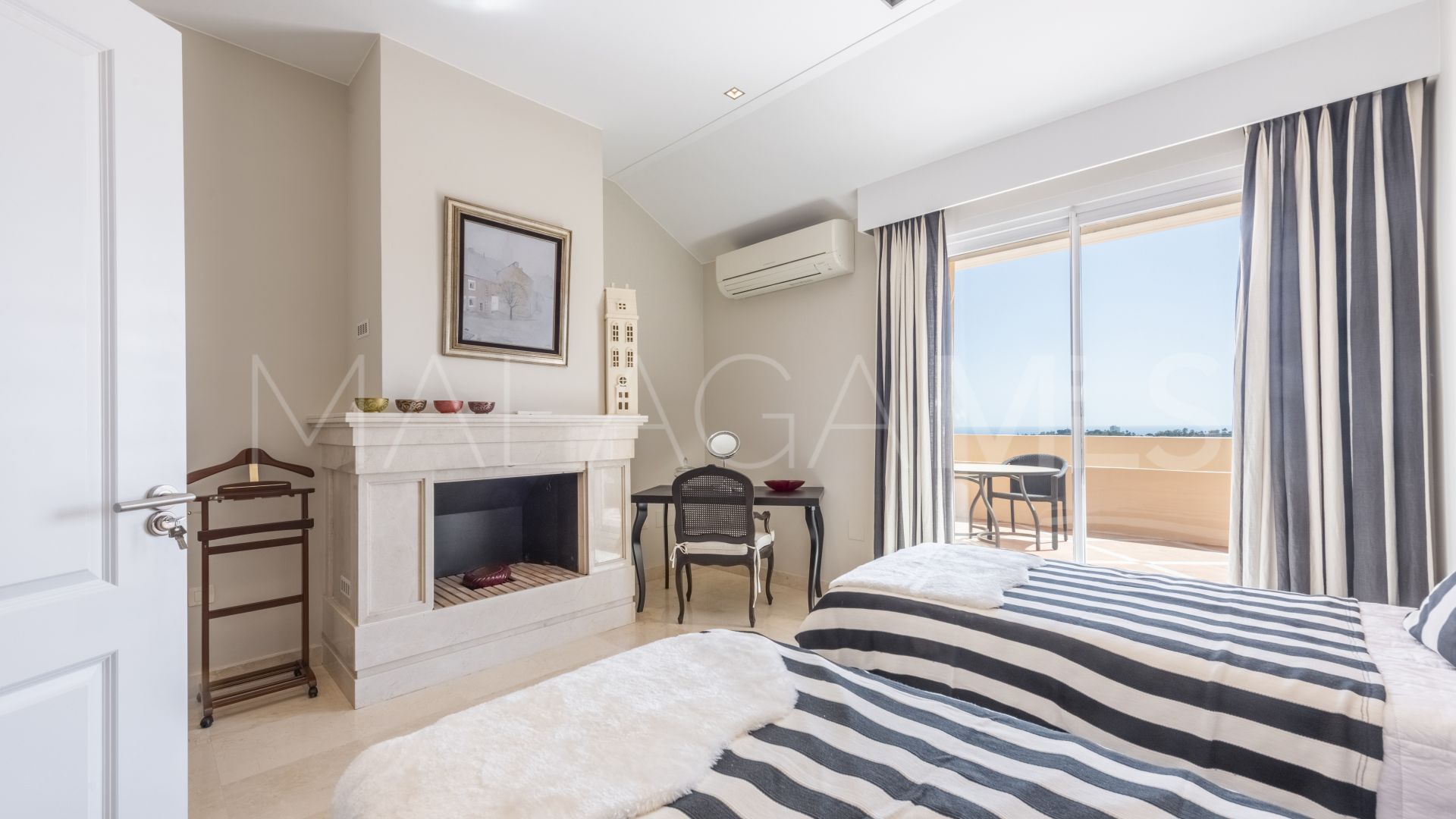 Duplex penthouse for sale in Albatross Hill