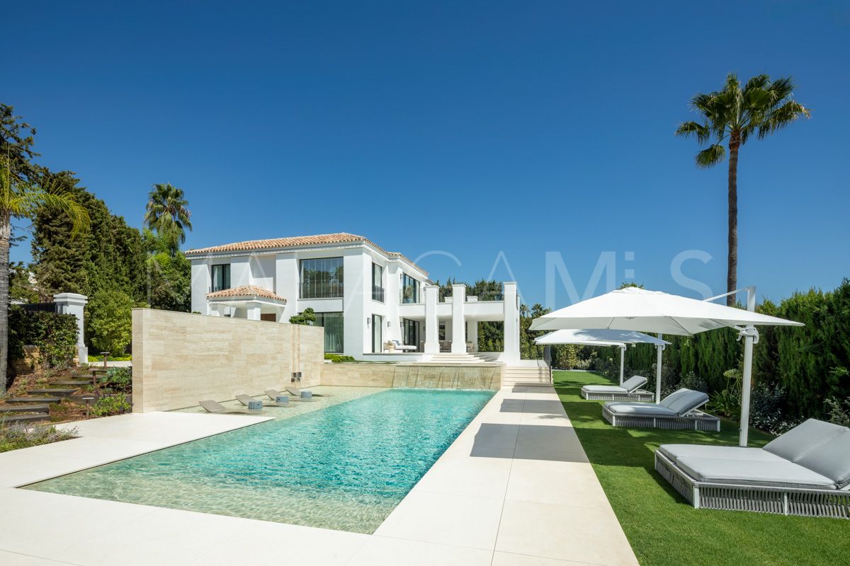 For sale villa with 6 bedrooms in Sierra Blanca