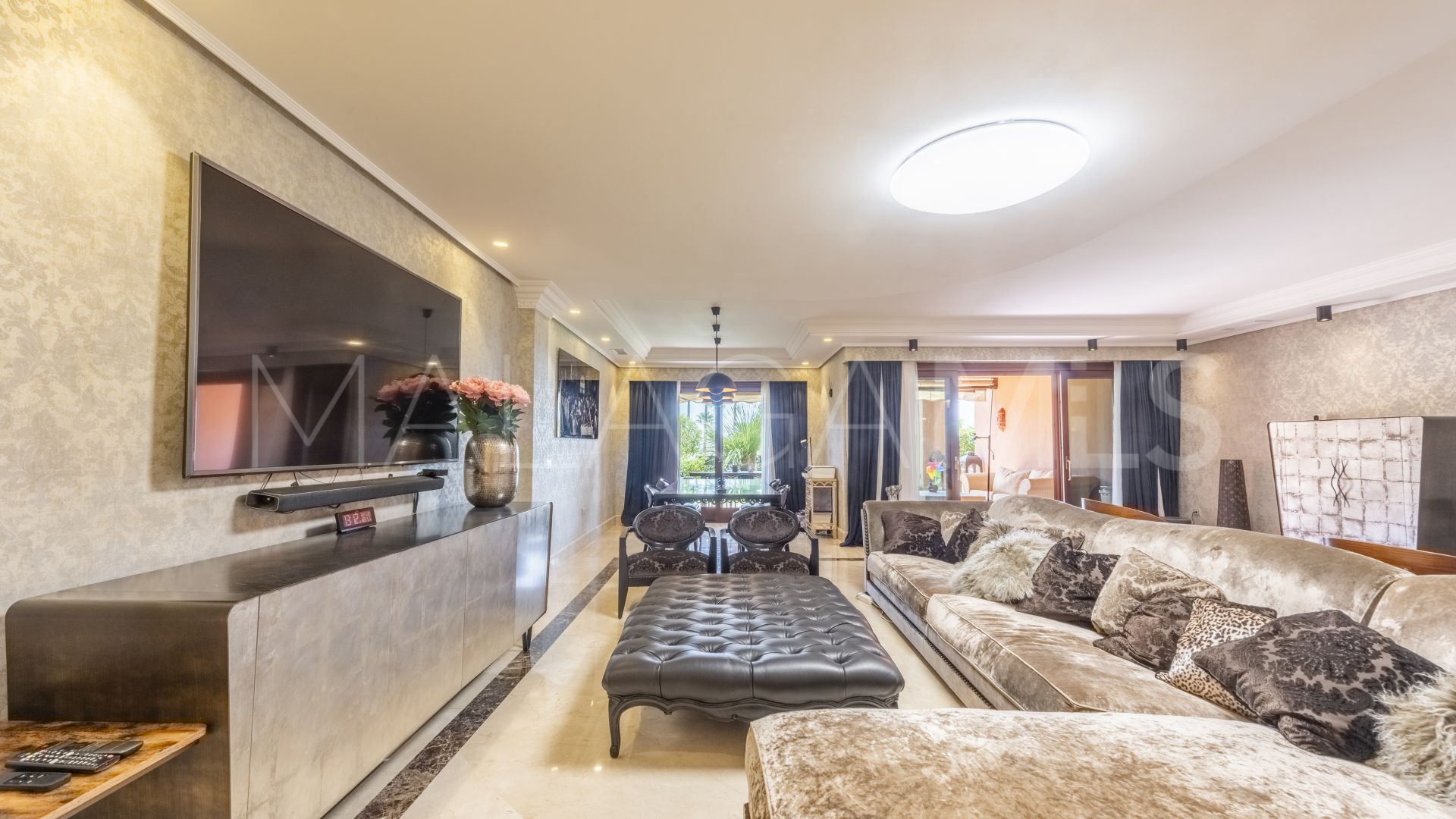 Ground floor apartment for sale in Mar Azul with 4 bedrooms