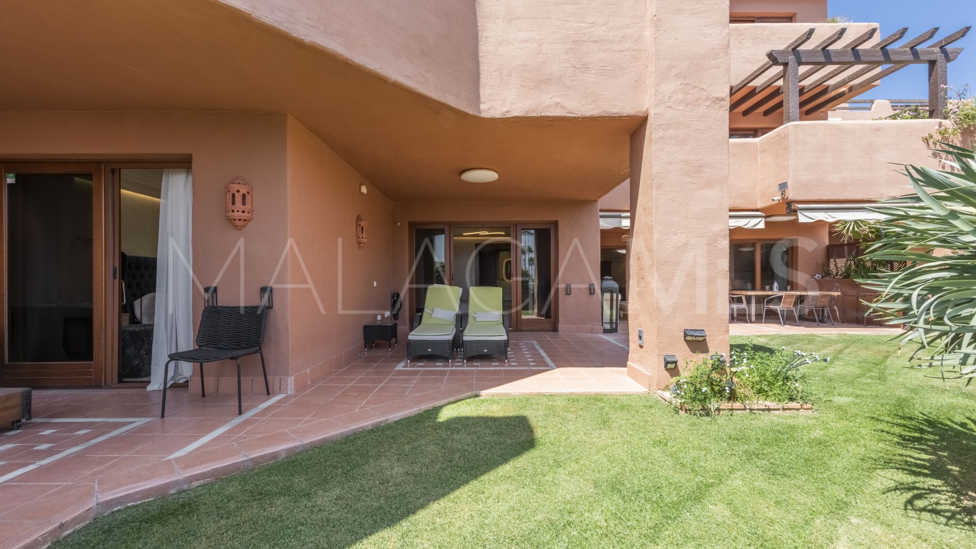 Ground floor apartment for sale in Mar Azul with 4 bedrooms