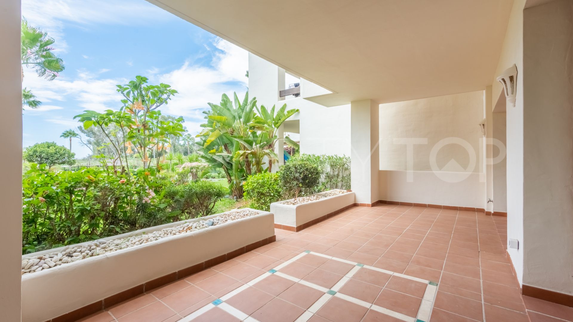 Ground floor apartment with 3 bedrooms for sale in Bahía del Velerín