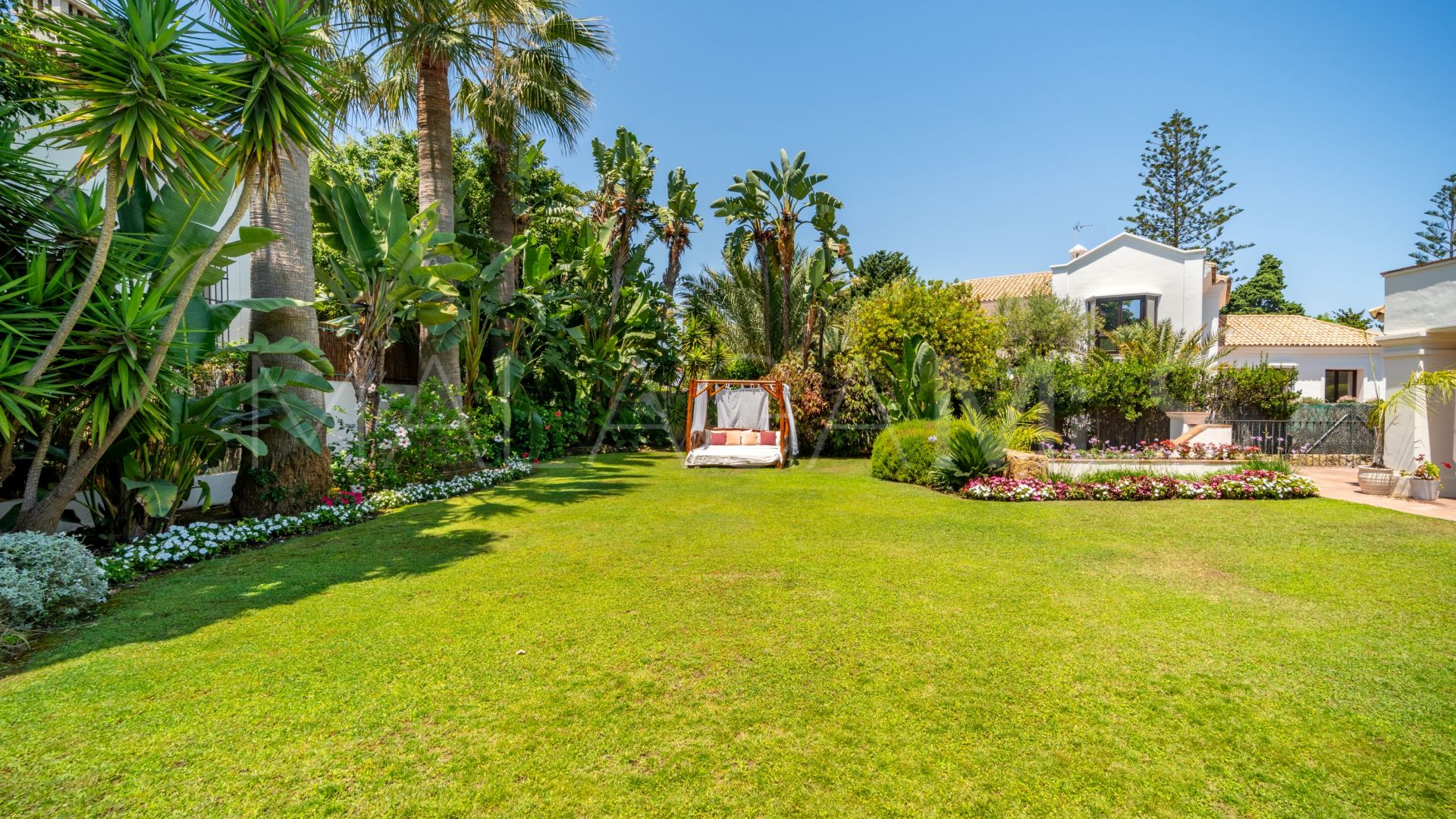 For sale villa in Casasola