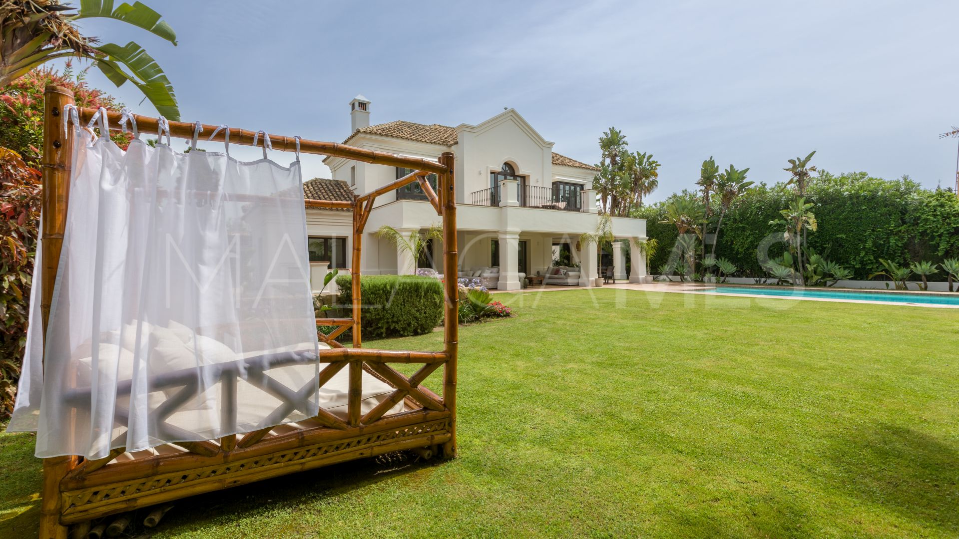 For sale villa with 7 bedrooms in Casasola