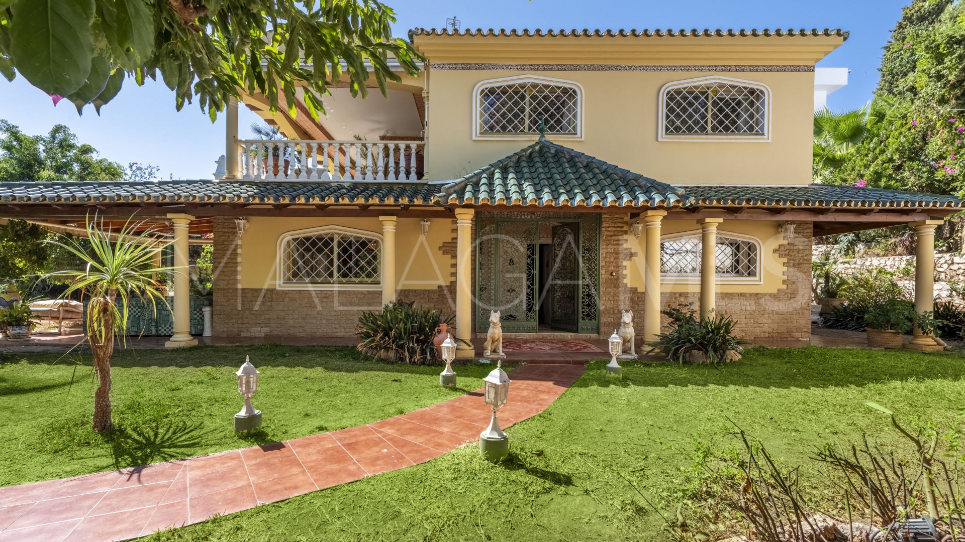 Parvilla for sale in Marbella Hill Club