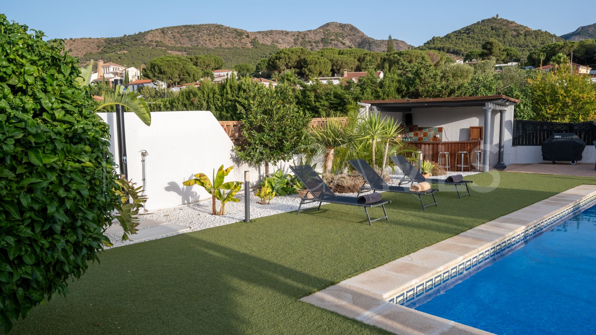 Se vende villa de 4 bedrooms in Pinos de Alhaurín