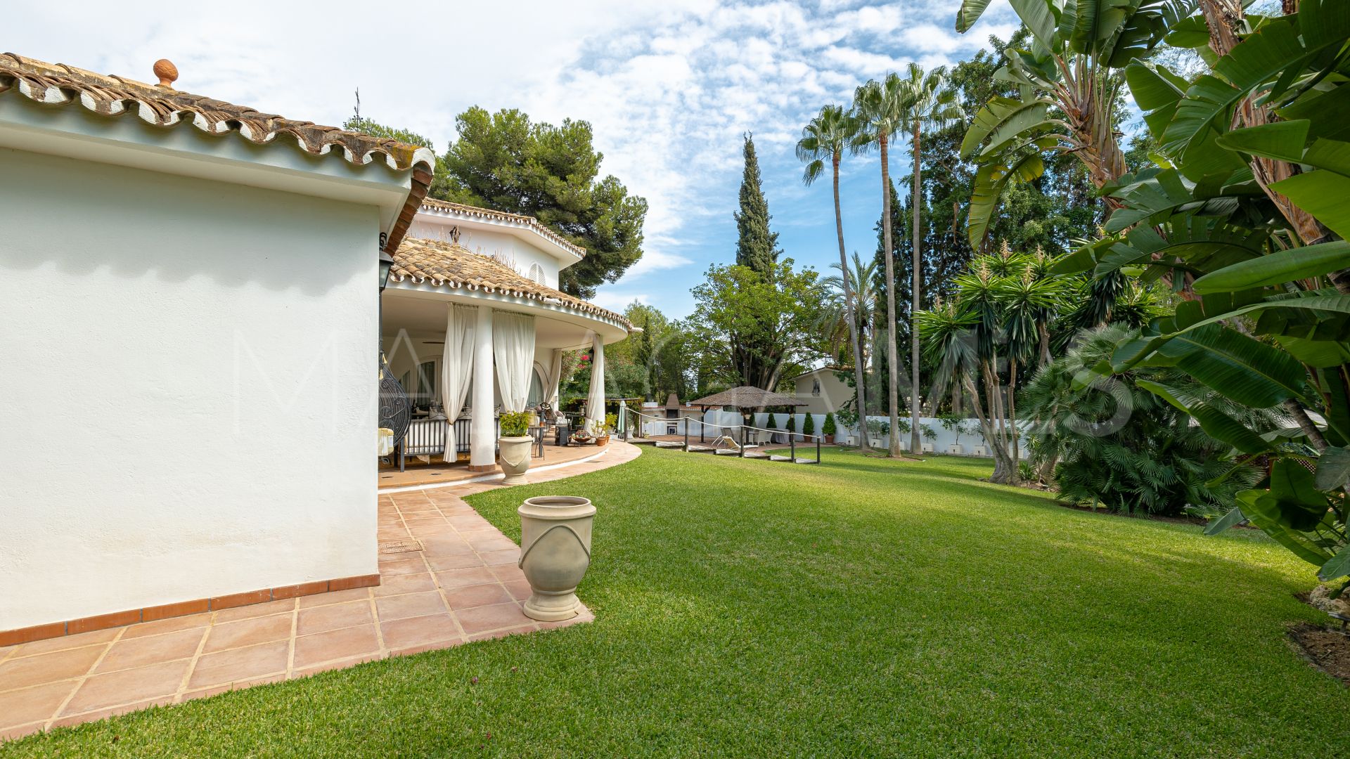 Villa for sale in Rocio de Nagüeles