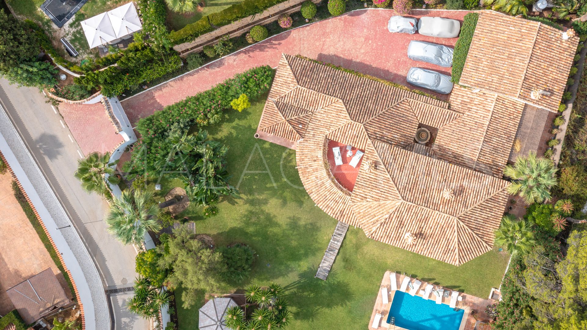 Villa for sale in Rocio de Nagüeles
