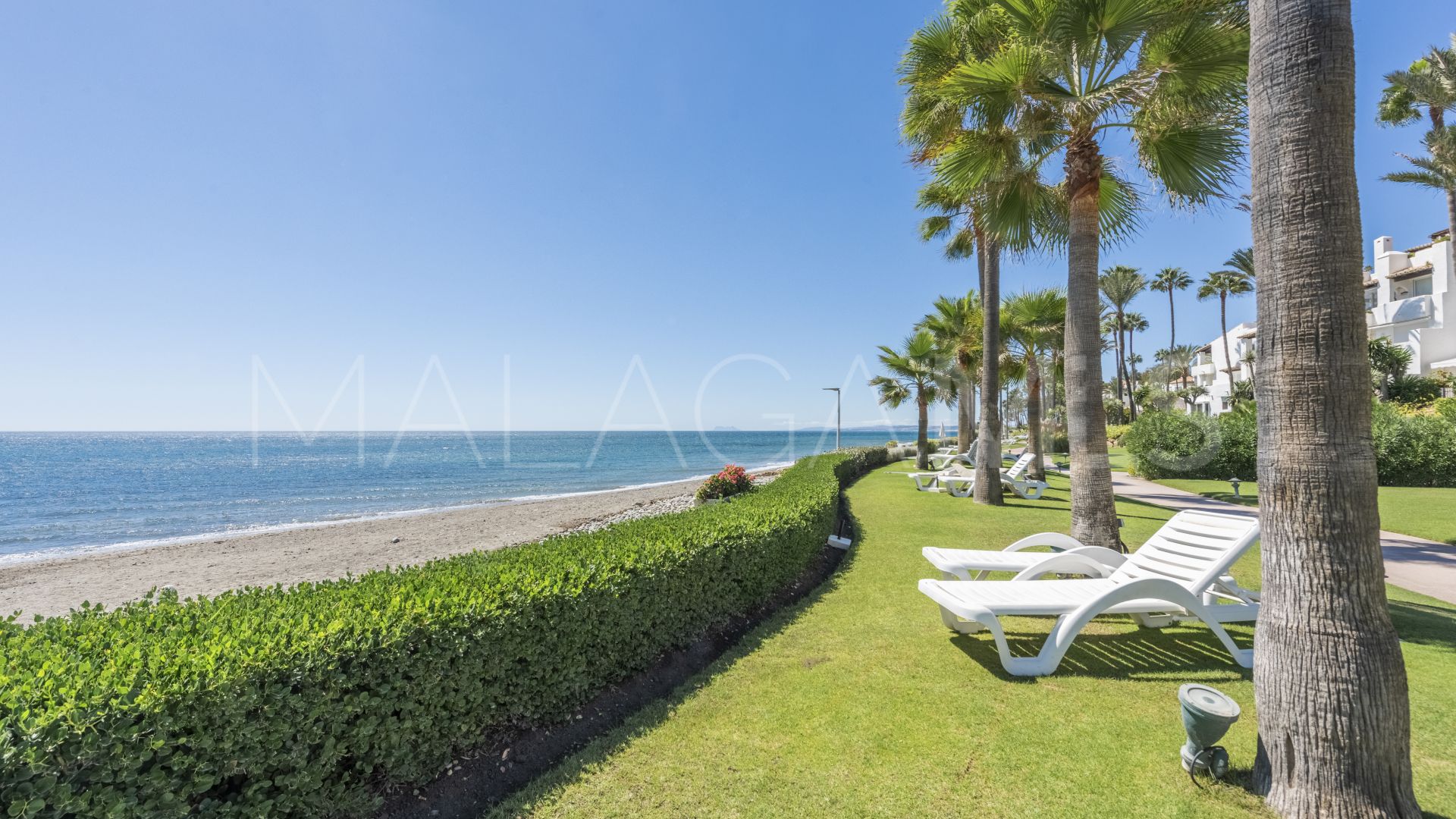 Takvåning for sale in Alcazaba Beach