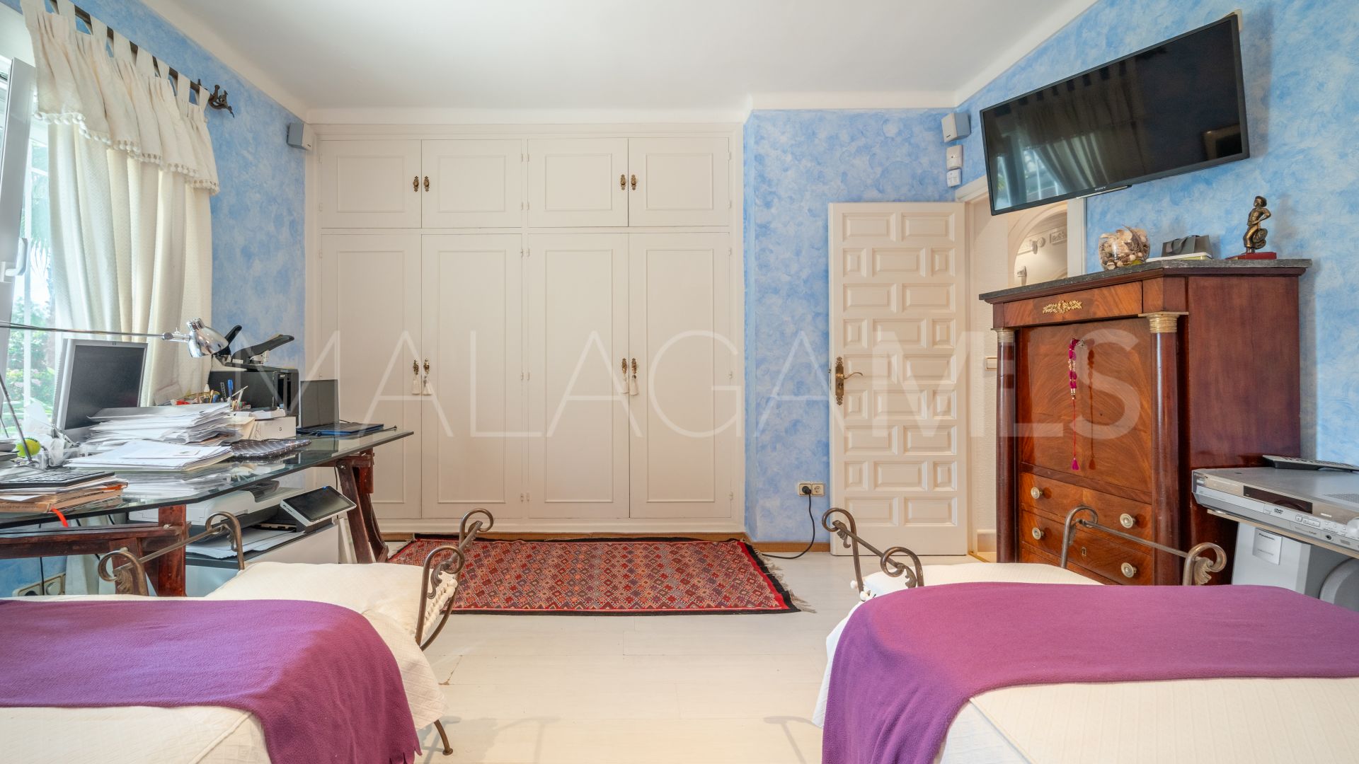 Villa for sale in Guadalmina Alta