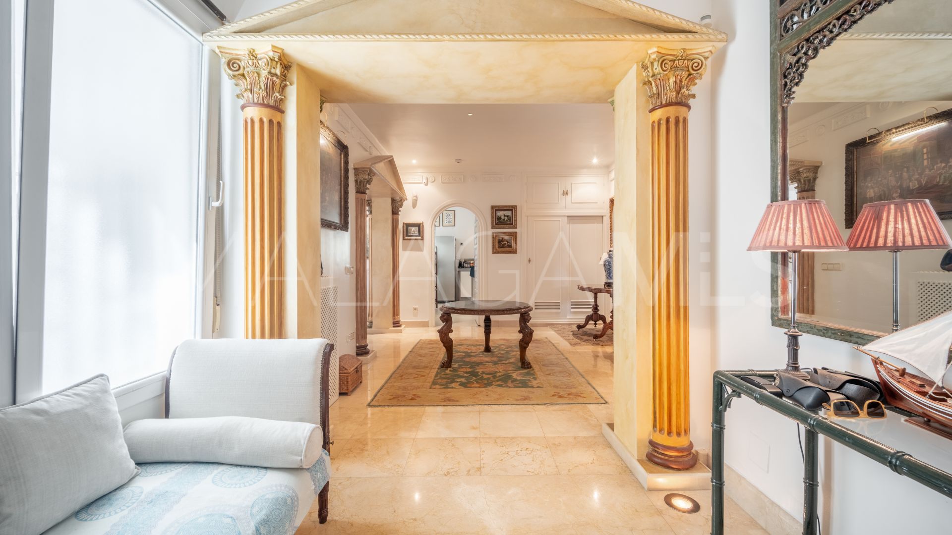 Villa for sale in Guadalmina Alta