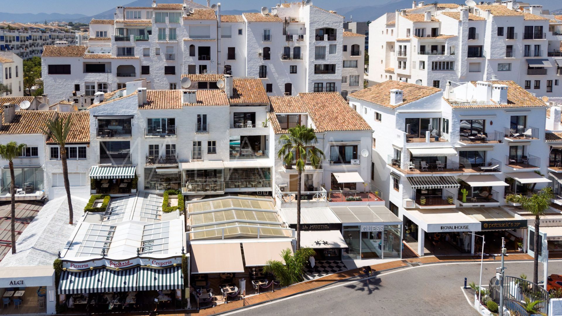 Lägenhet for sale in Marbella - Puerto Banus
