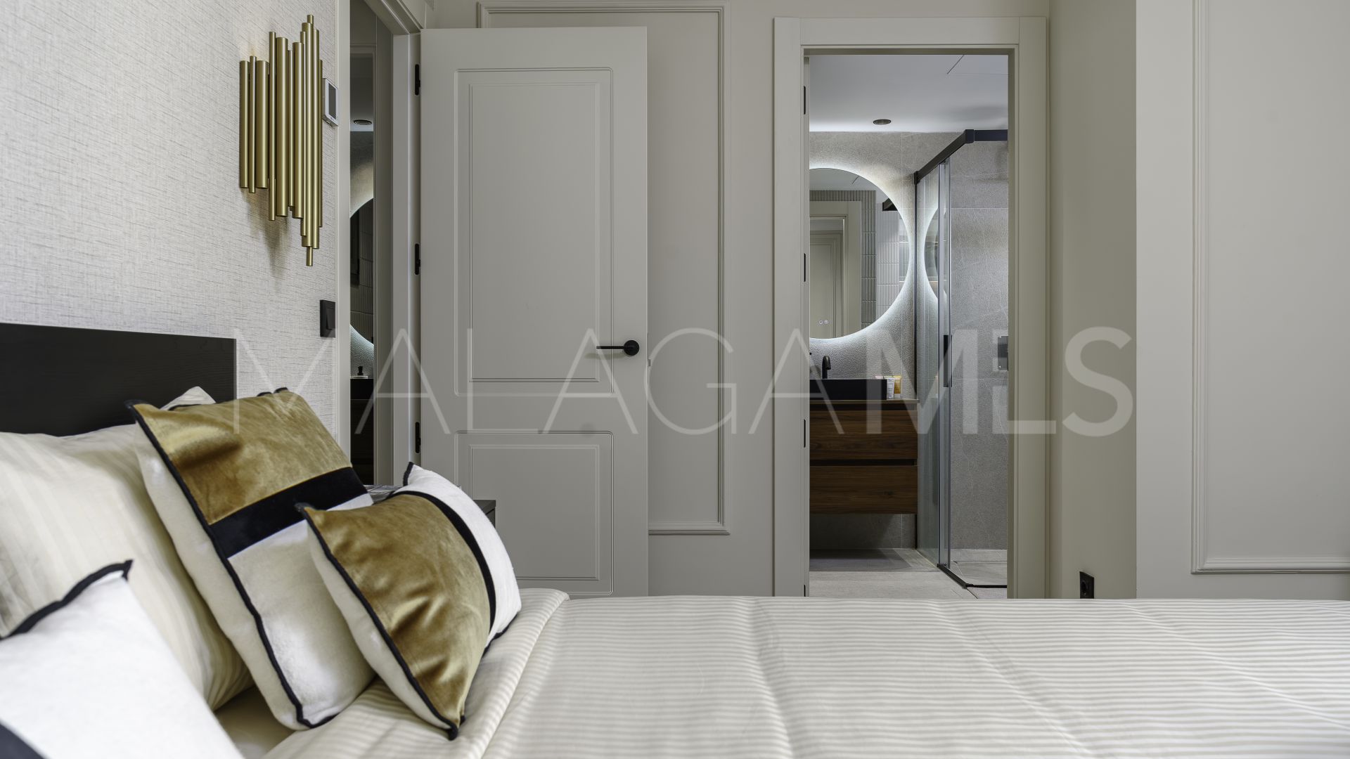 Lägenhet for sale in Marbella - Puerto Banus
