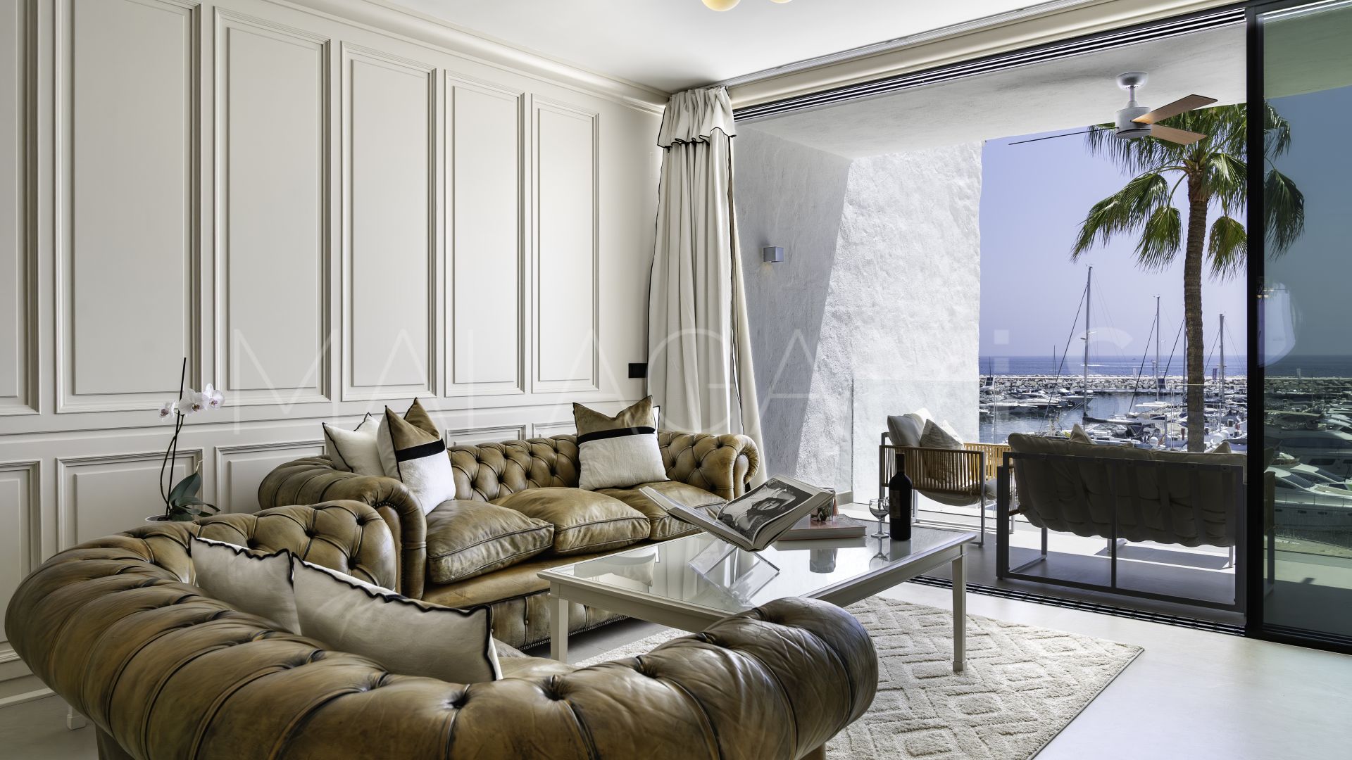 Lägenhet for sale in Marbella - Puerto Banus