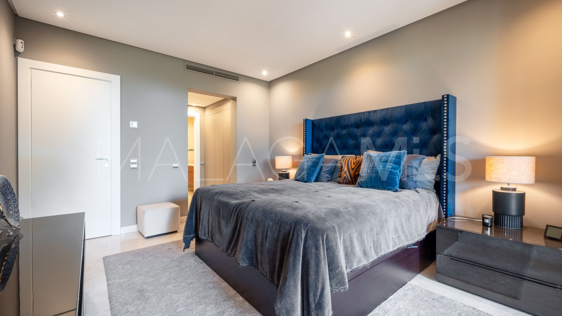 2 bedrooms Mansion Club apartment for sale