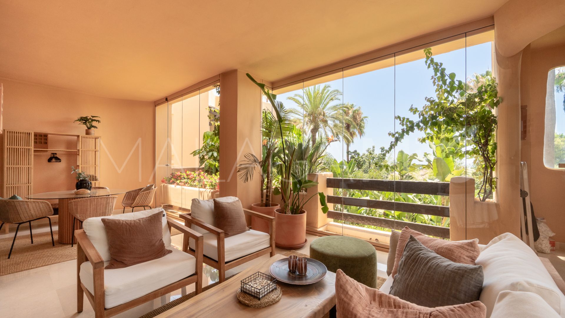 2 bedrooms Mansion Club apartment for sale