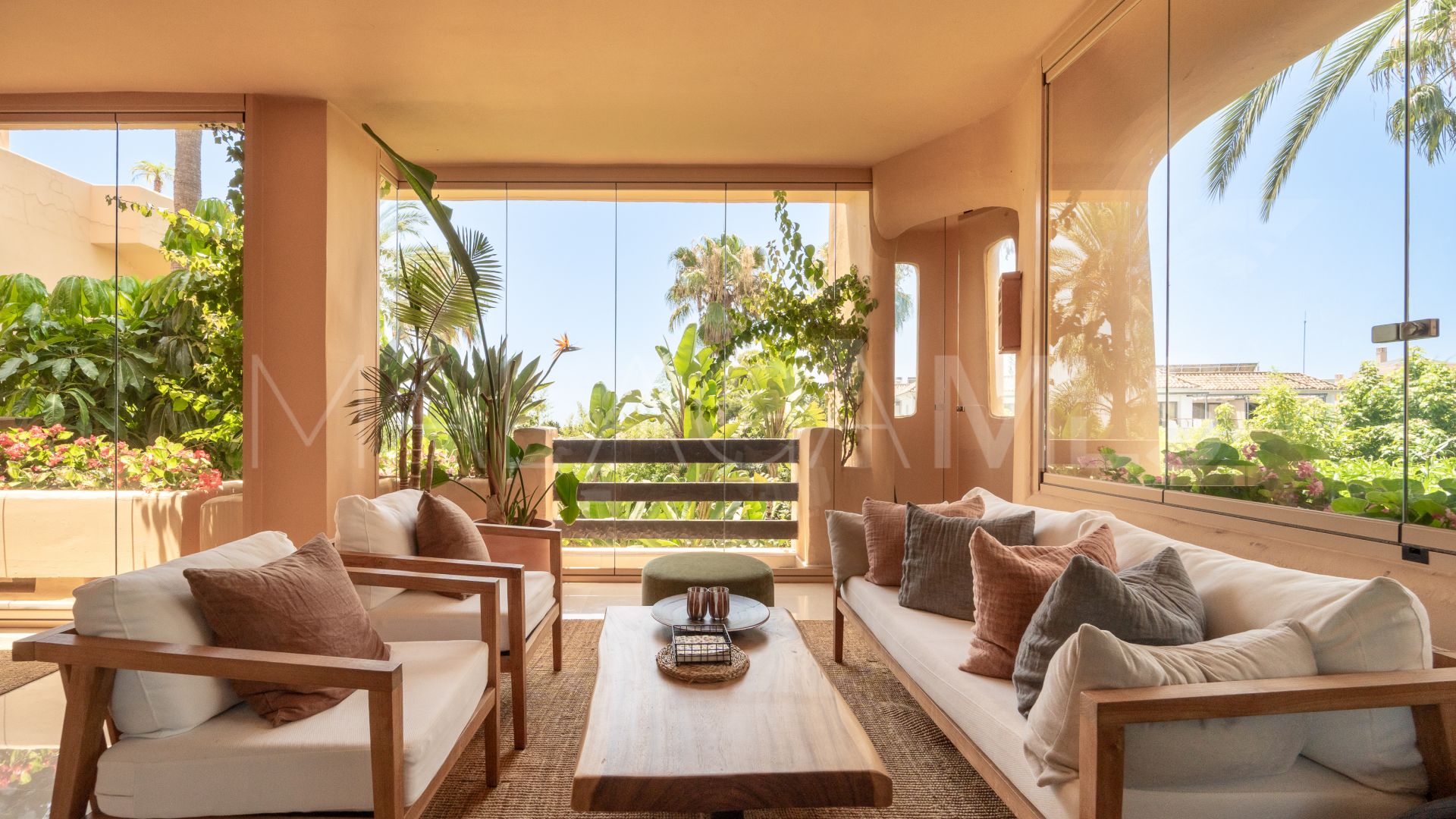 2 bedrooms Mansion Club apartment for sale