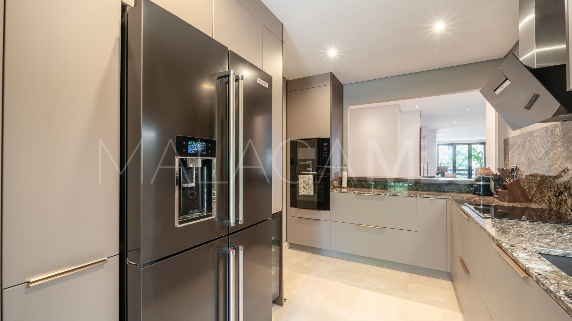 2 bedrooms Mansion Club apartment for sale