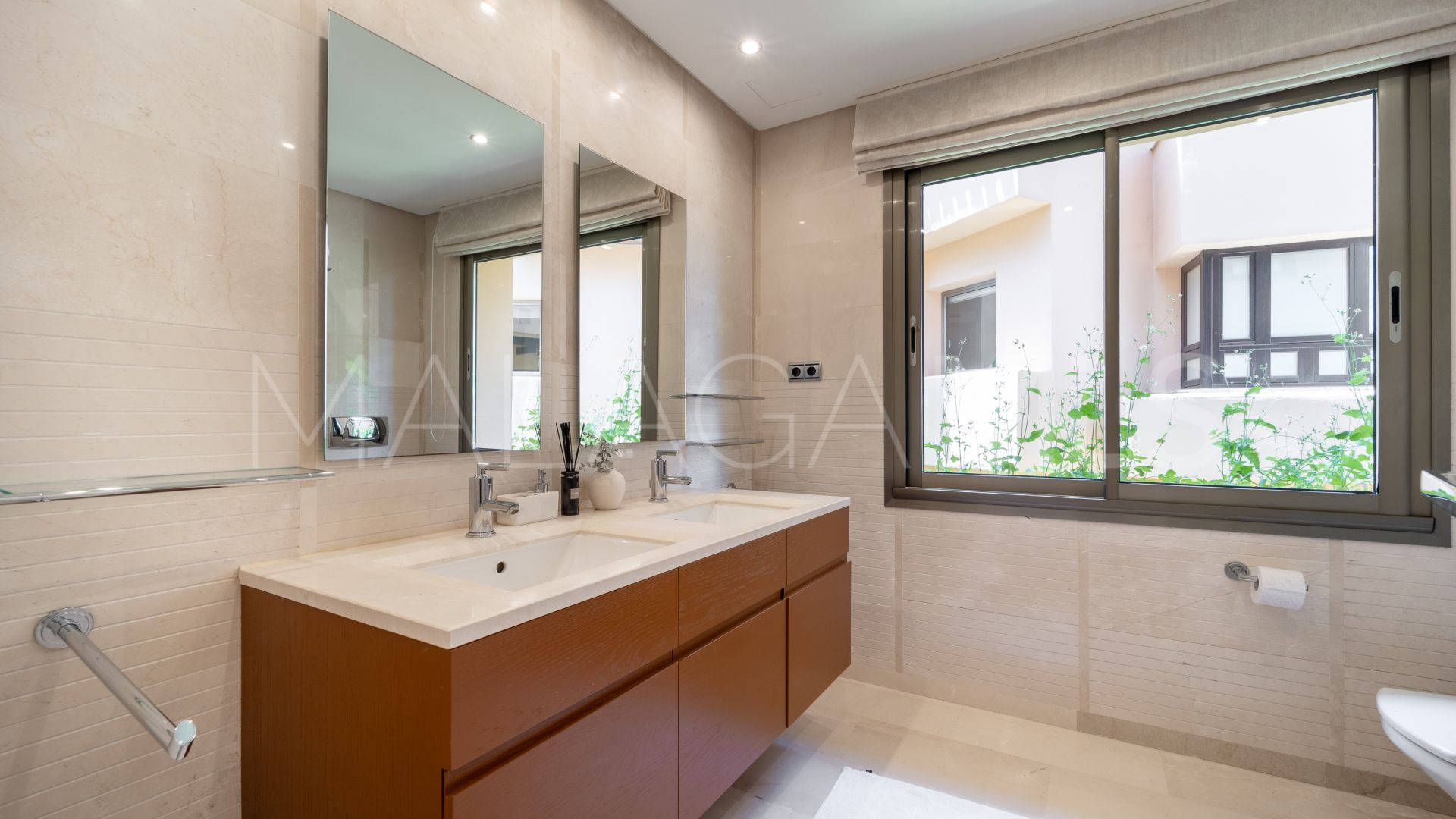 2 bedrooms Mansion Club apartment for sale