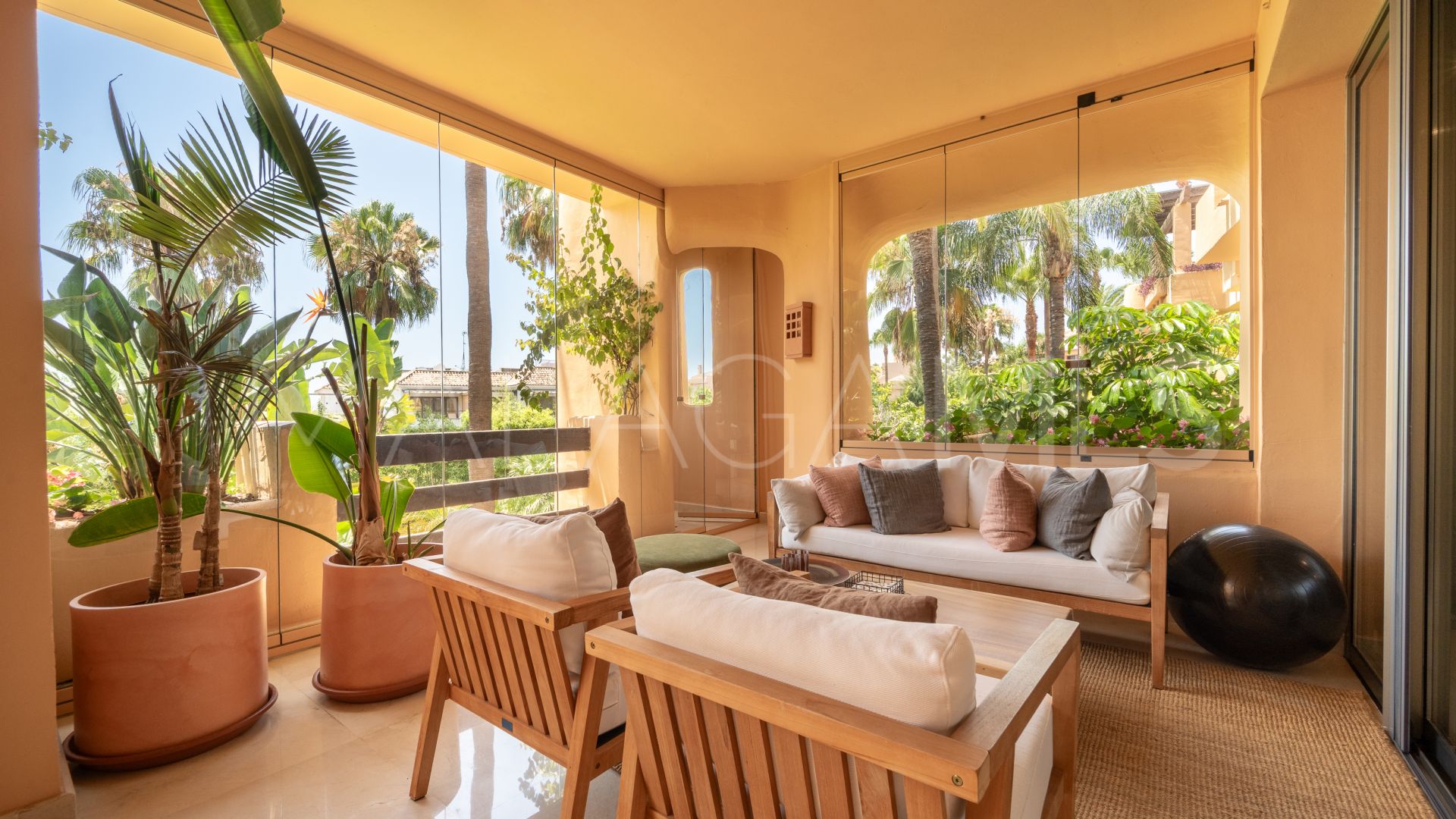 2 bedrooms Mansion Club apartment for sale