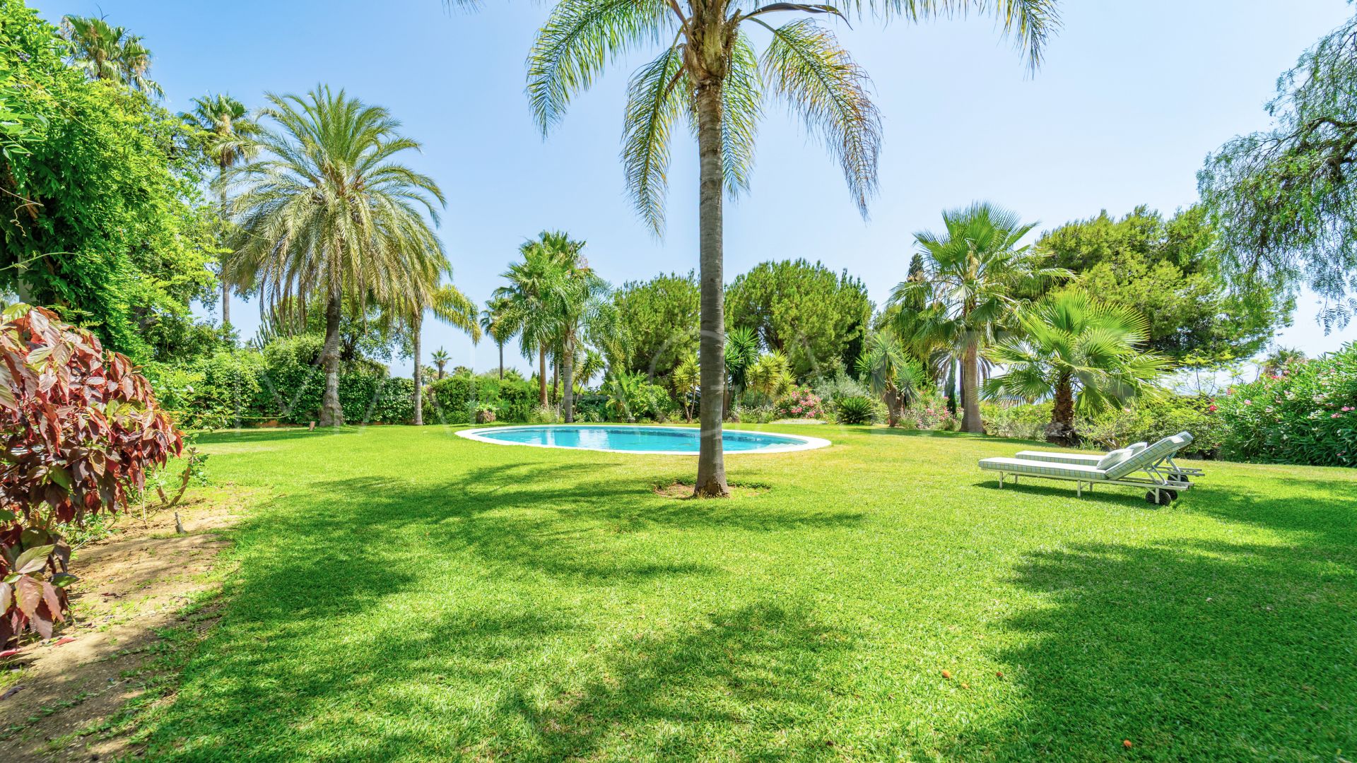Villa for sale in Marbella Golden Mile