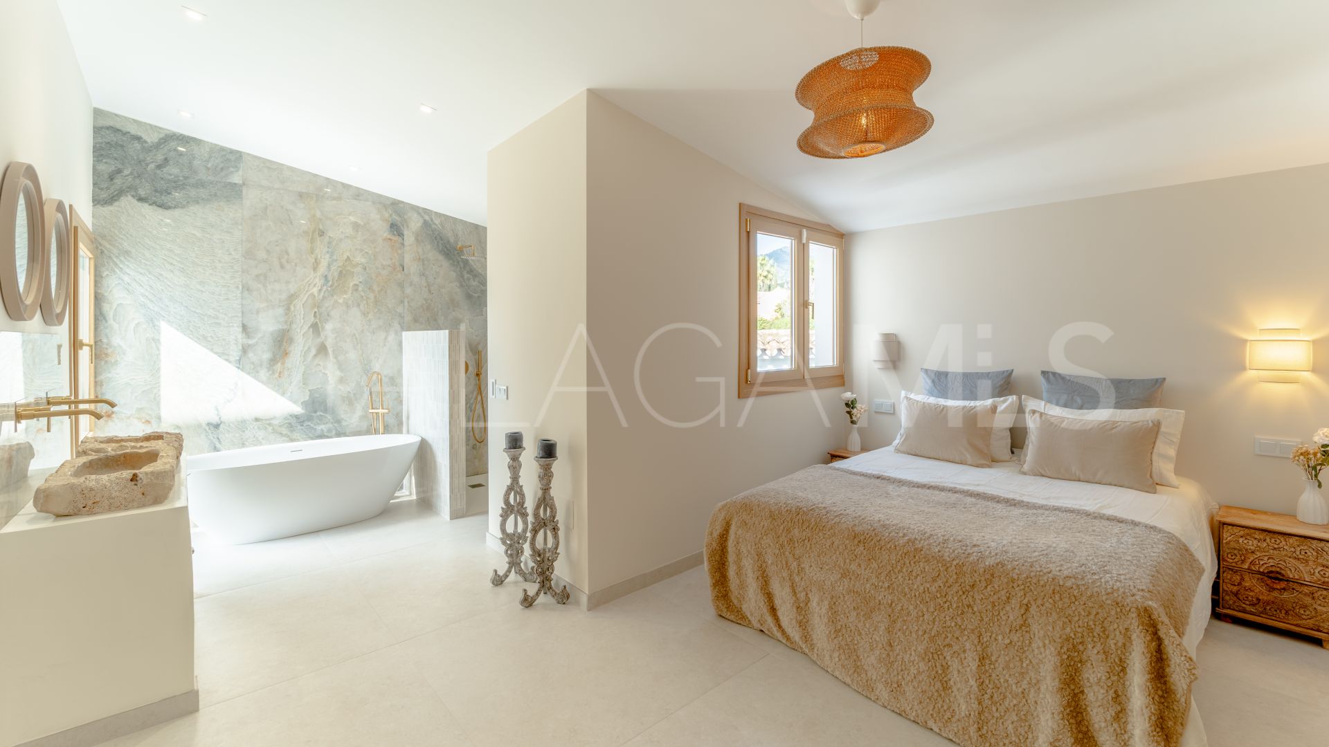 Villa for sale in Las Lomas de Pozuelo