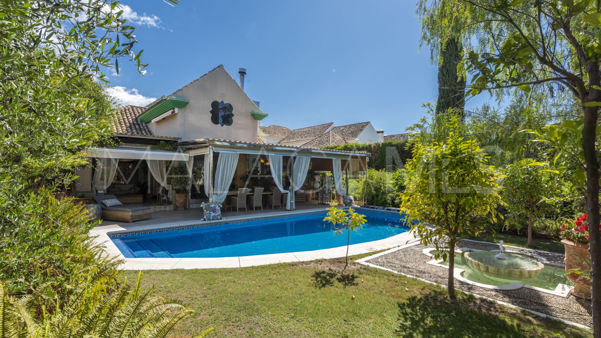 Villa for sale in Marbella Goldene Meile