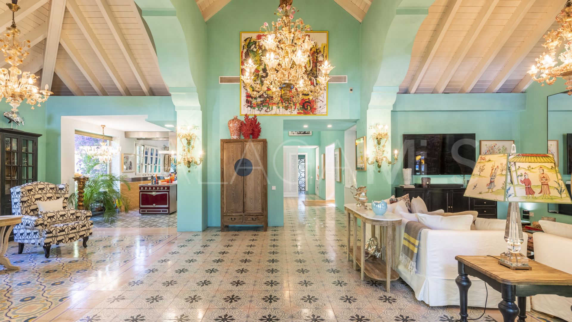 Villa for sale in Marbella Goldene Meile