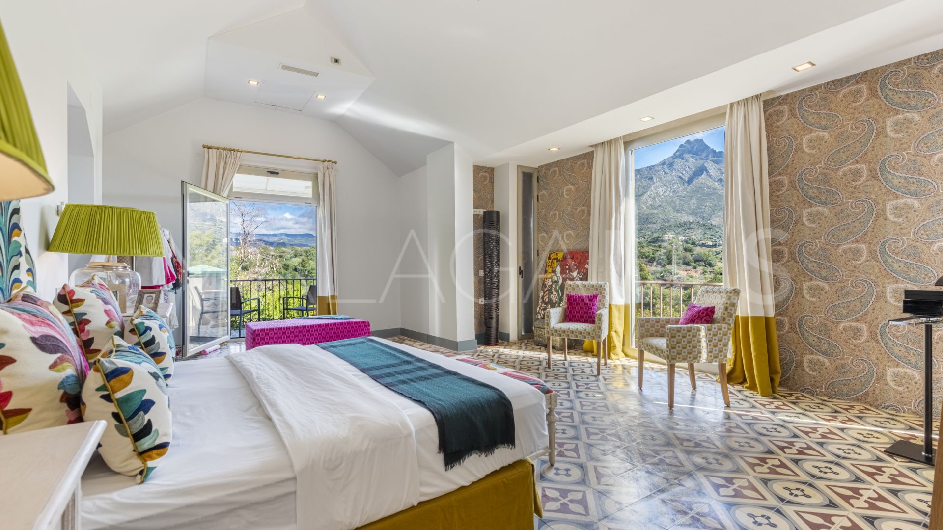 Villa for sale in Marbella Goldene Meile