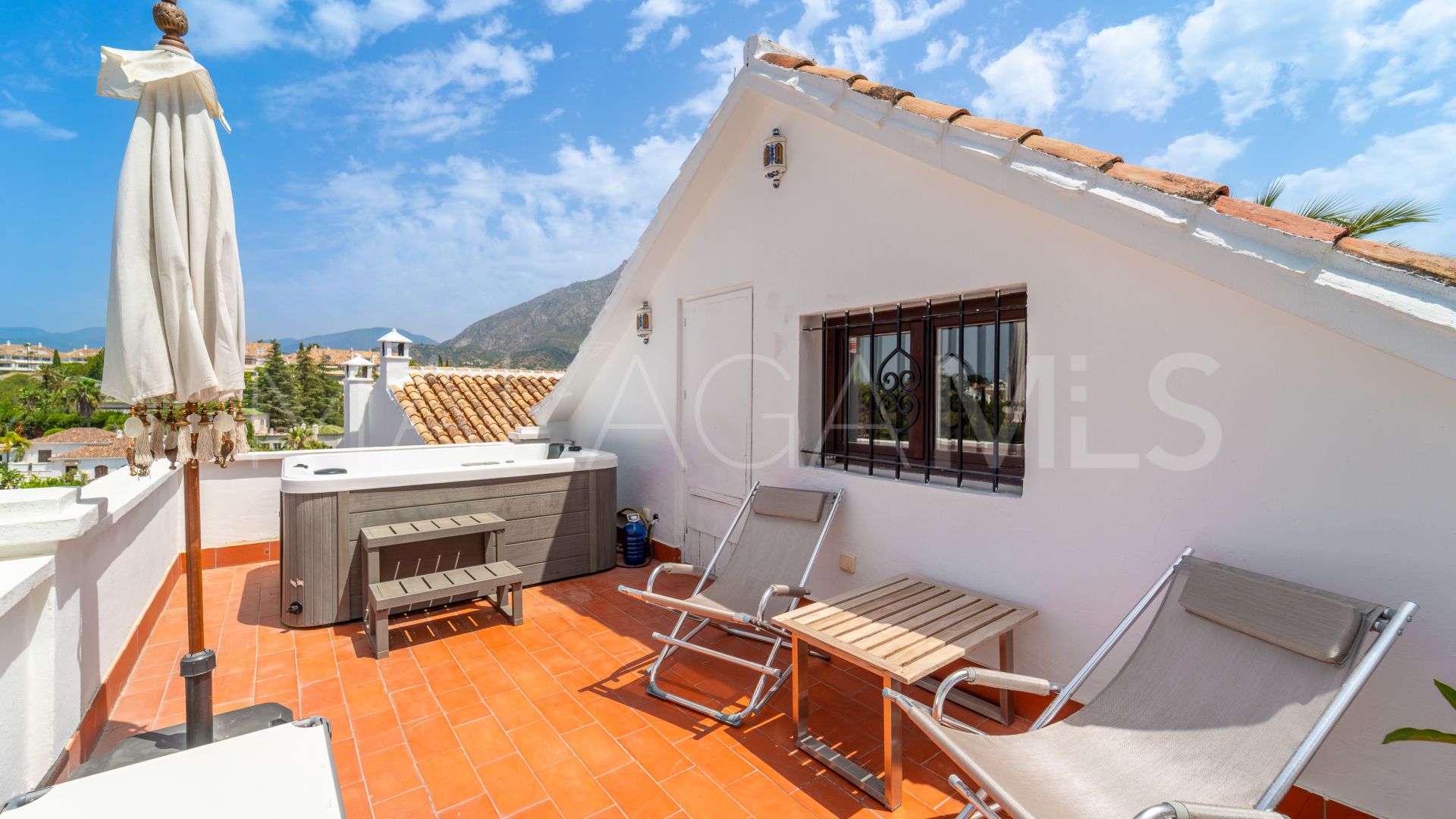 For sale 3 bedrooms semi detached house in Lomas Pueblo