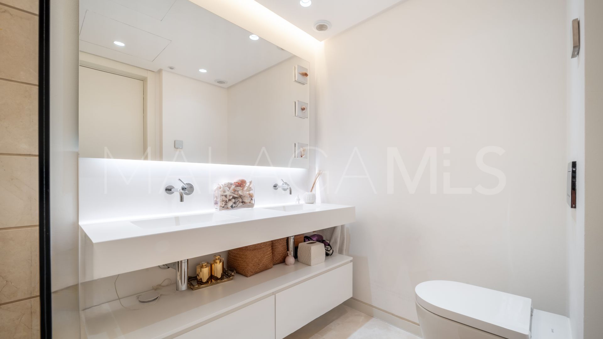 For sale ground floor apartment in Palo Alto with 3 bedrooms