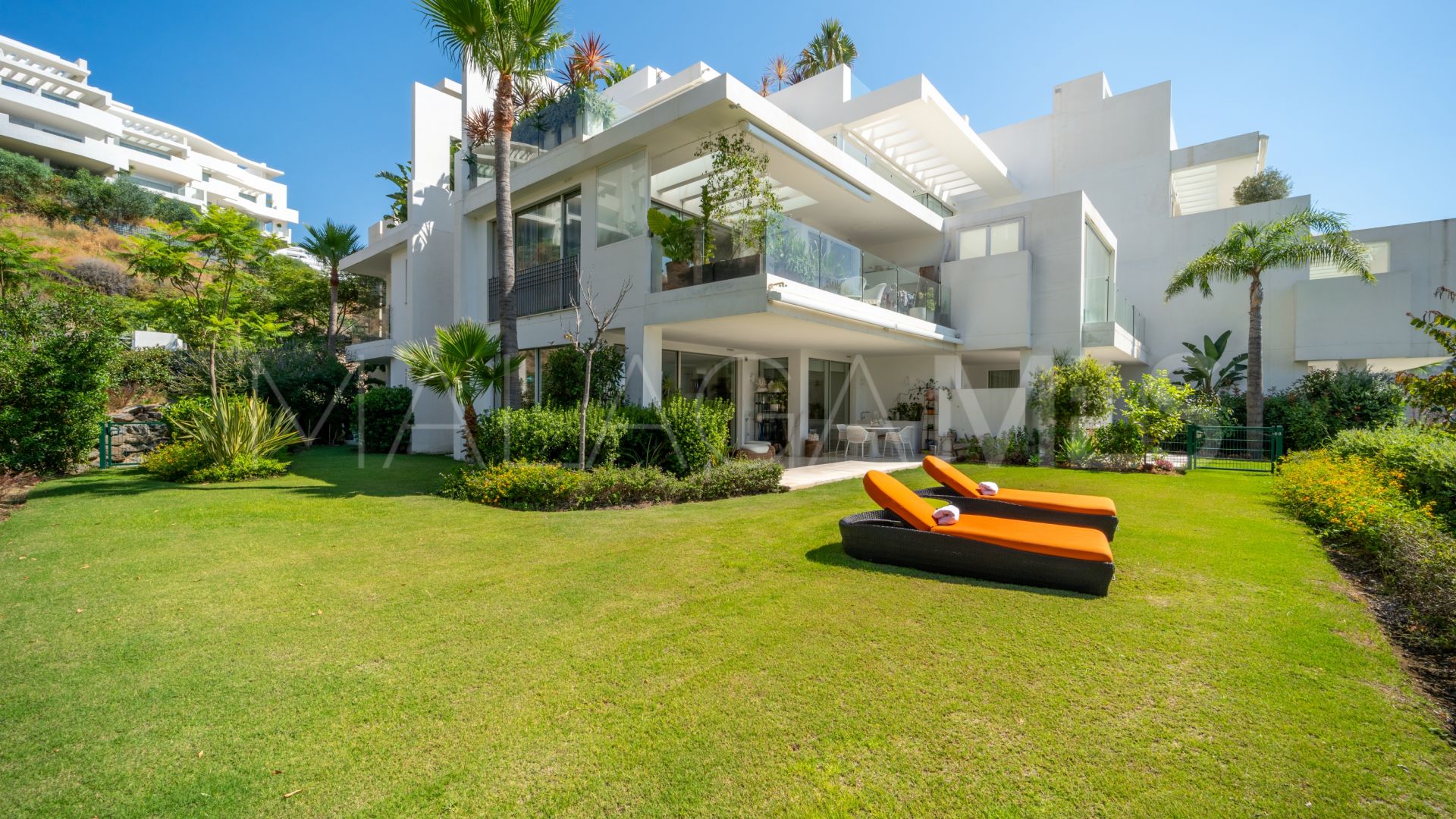For sale ground floor apartment in Palo Alto with 3 bedrooms