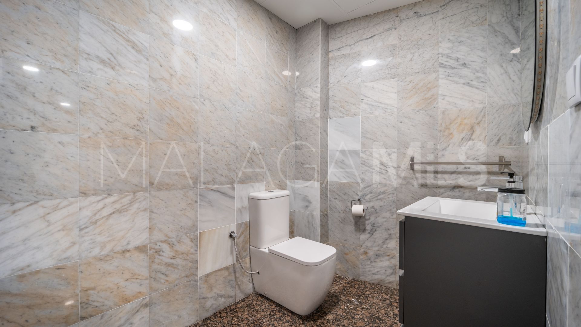 Geschäftsraum for sale in Marbella City