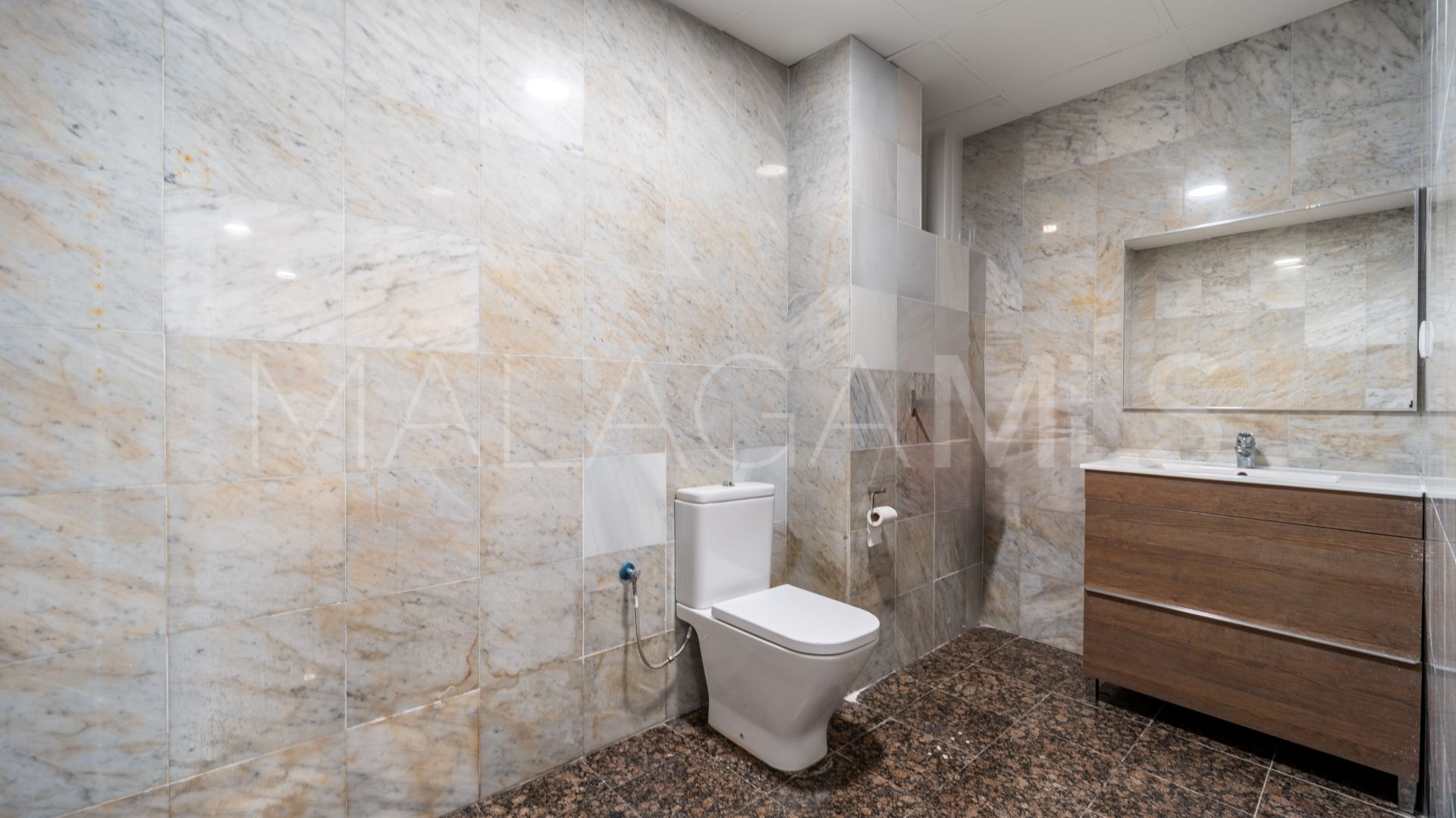 Geschäftsraum for sale in Marbella City