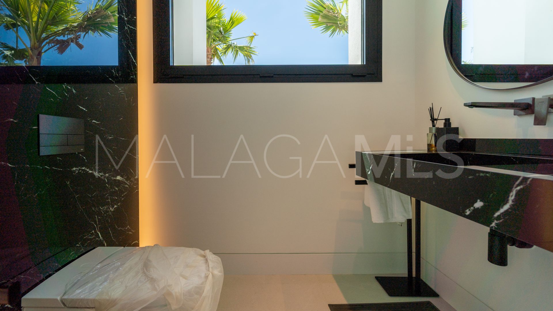 Villa for sale in Haza del Conde