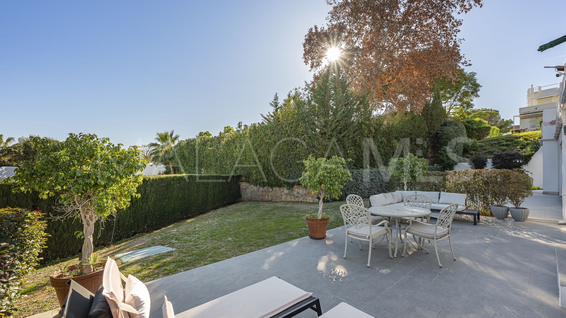 Nueva Andalucia, adosado a la venta with 3 bedrooms