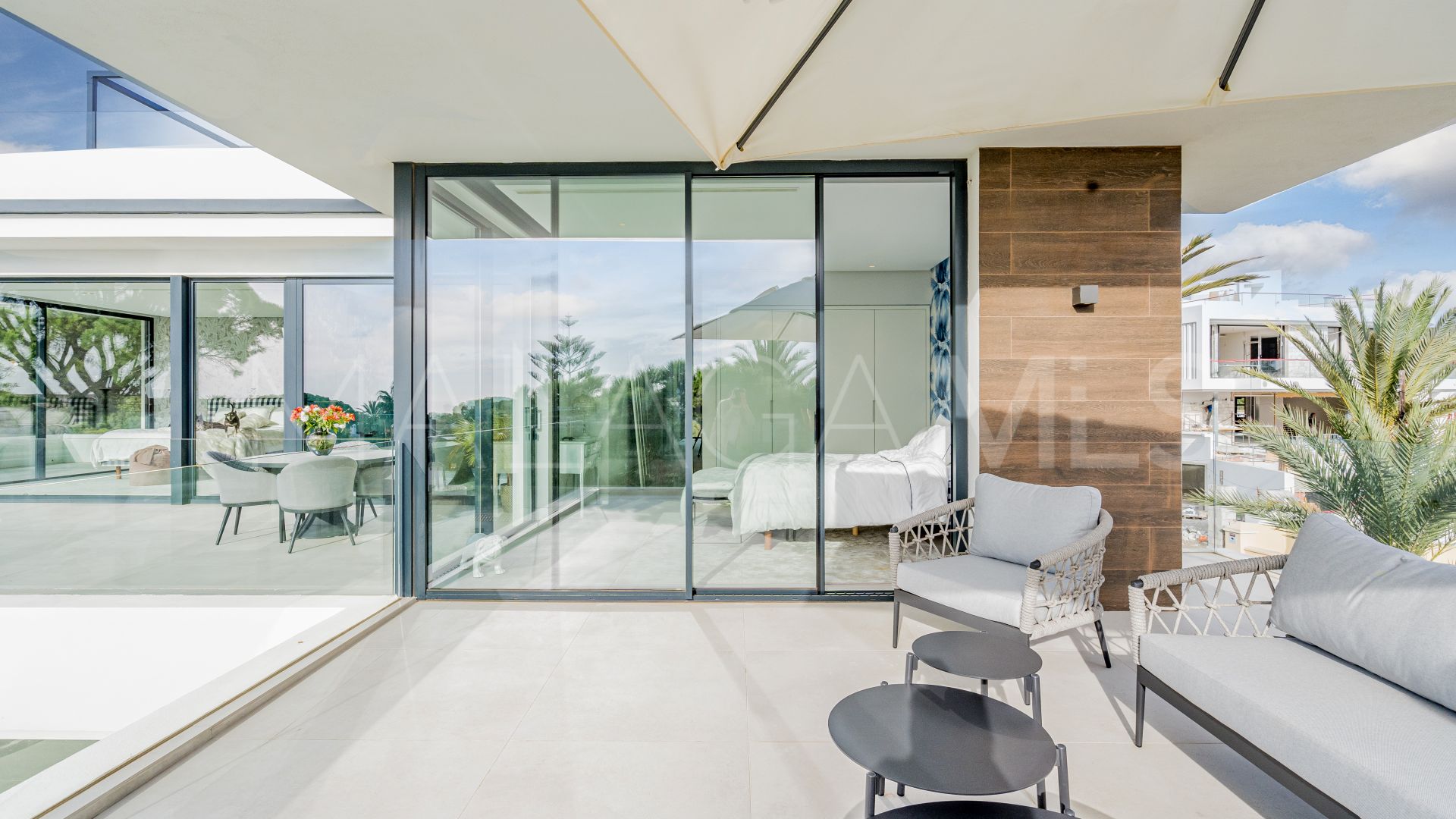 6 bedrooms villa in Marbesa for sale