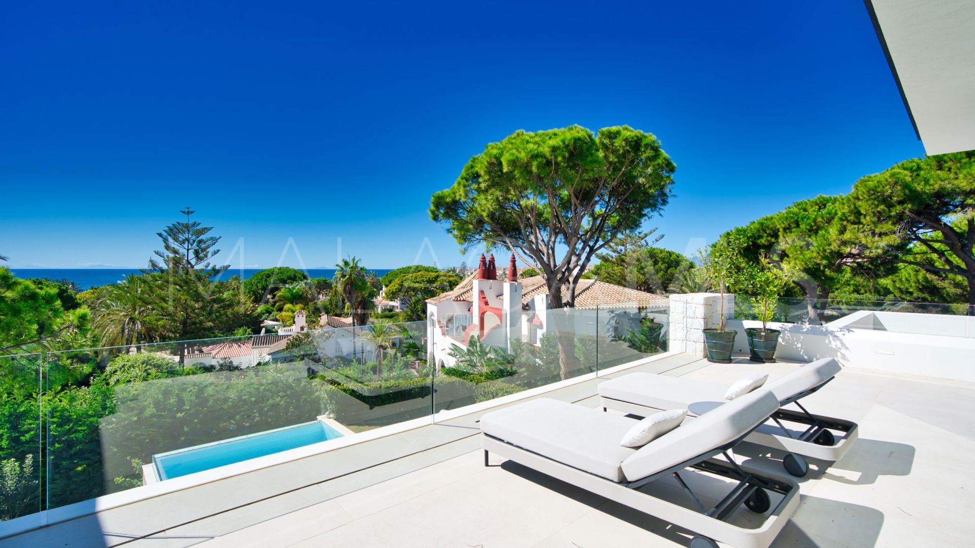 6 bedrooms villa in Marbesa for sale
