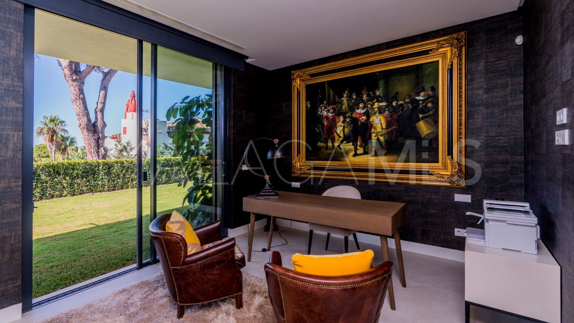 6 bedrooms villa in Marbesa for sale