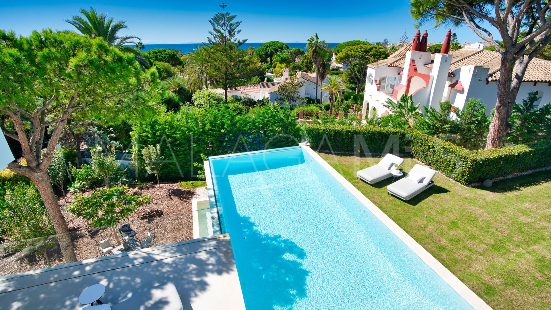 6 bedrooms villa in Marbesa for sale