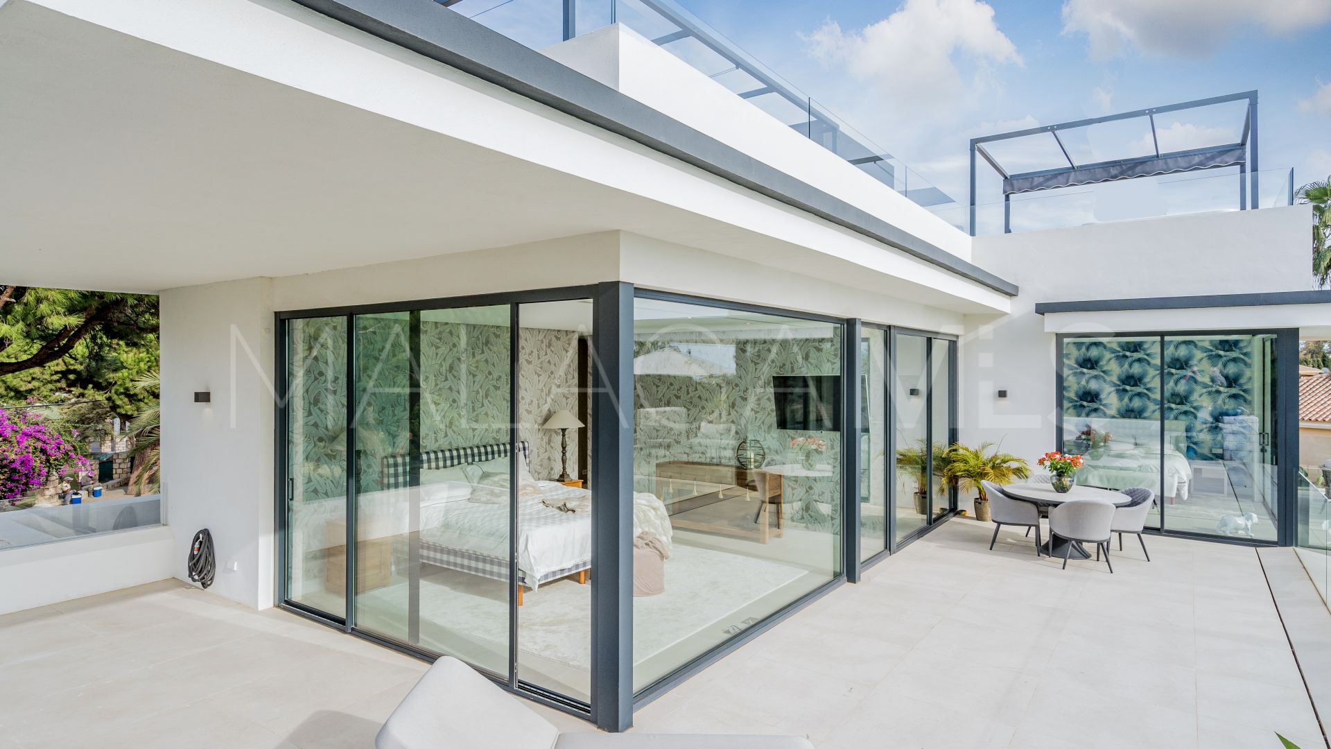 6 bedrooms villa in Marbesa for sale