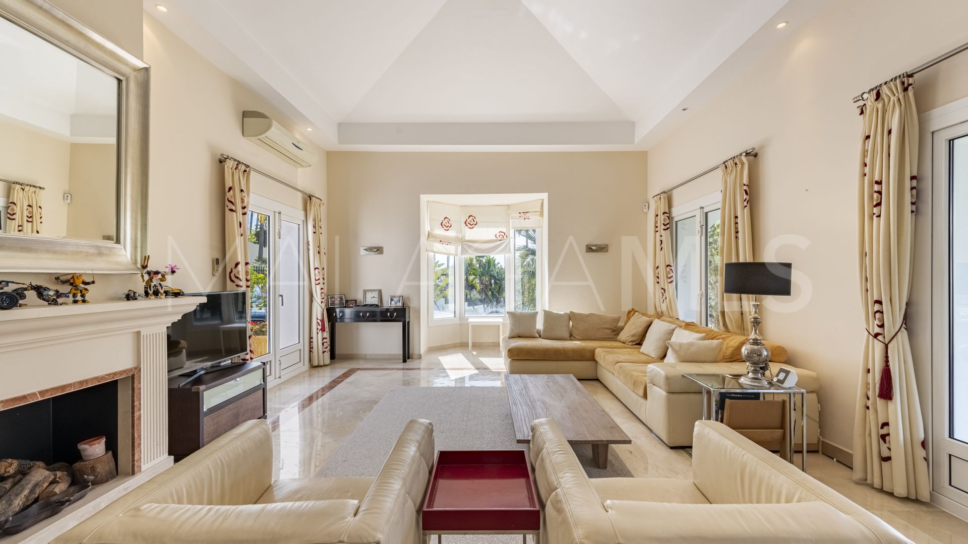 For sale villa with 4 bedrooms in La Quinta